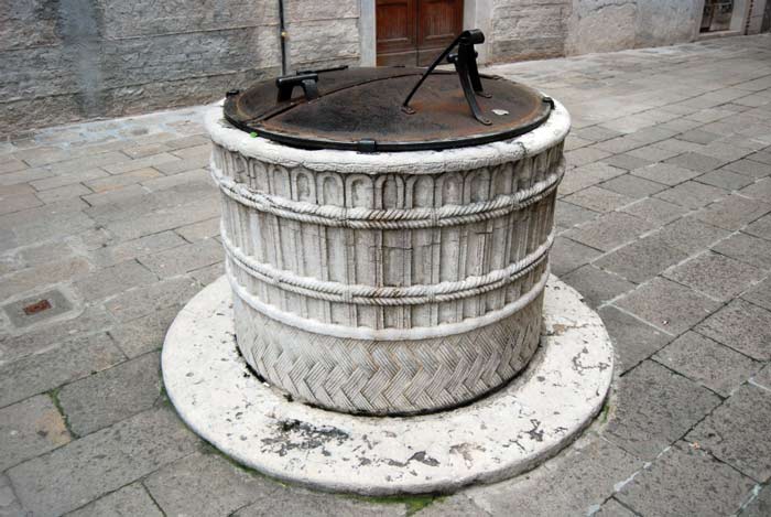vera-pozzo-corte-gregolina